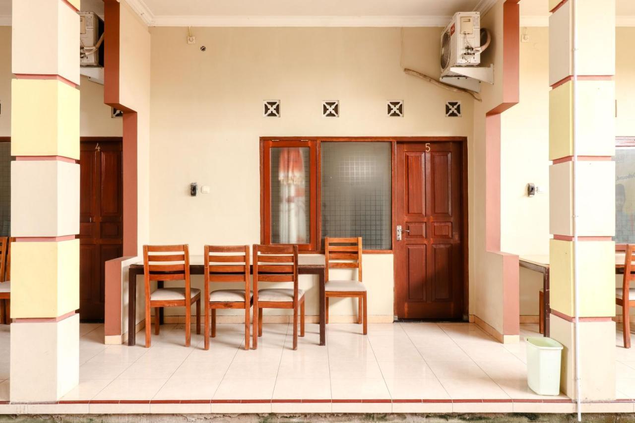 מגלאנג The Joglo Family Hotel מראה חיצוני תמונה