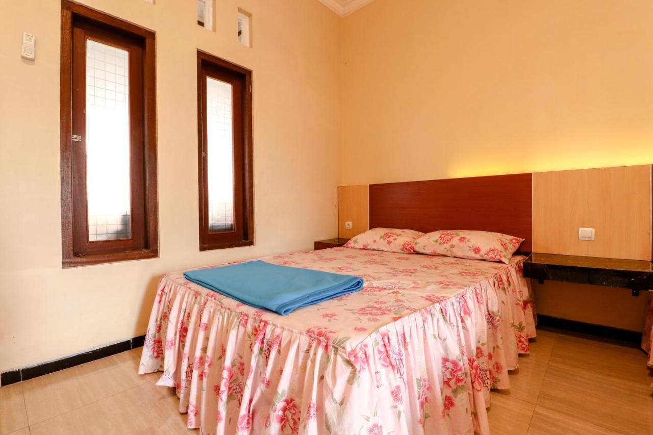 מגלאנג The Joglo Family Hotel מראה חיצוני תמונה